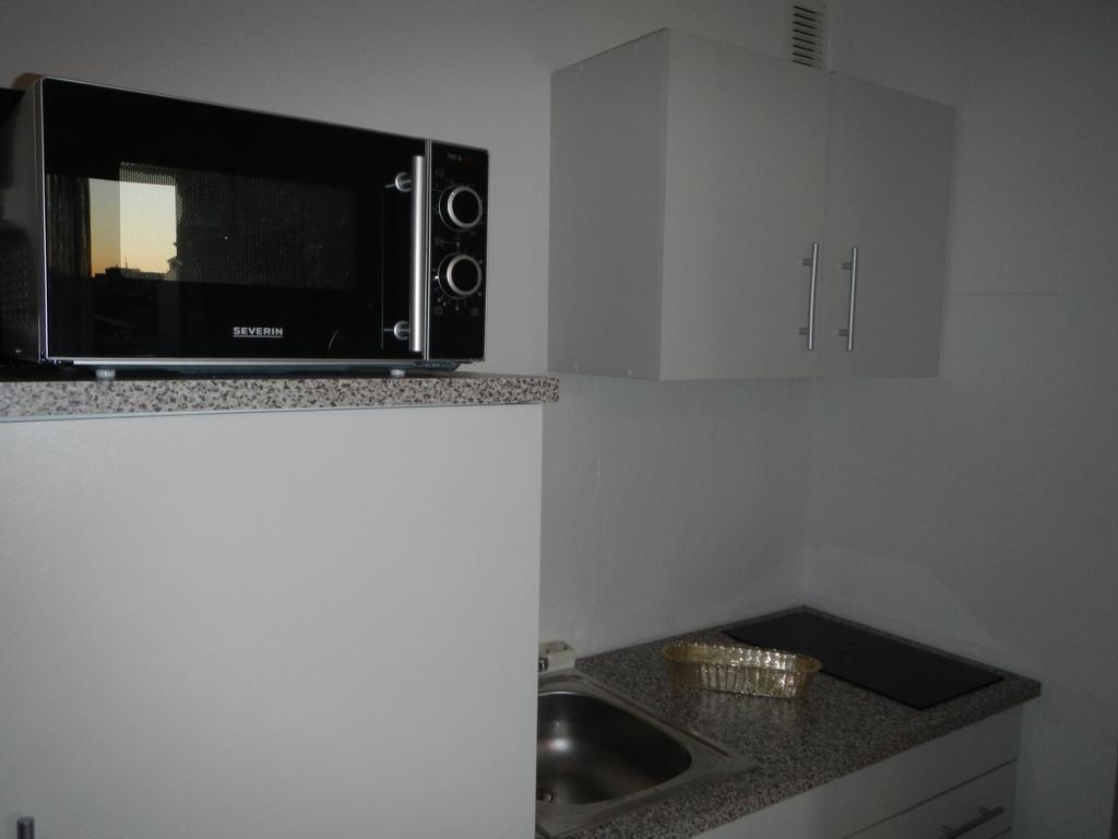 Sonniges Modernes Appartement Hoehenberg Кёльн Экстерьер фото