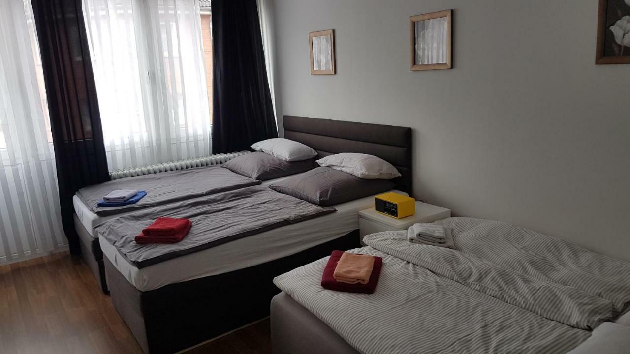 Sonniges Modernes Appartement Hoehenberg Кёльн Экстерьер фото