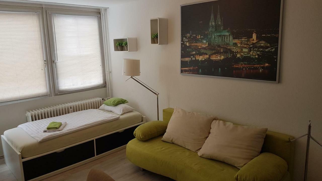 Sonniges Modernes Appartement Hoehenberg Кёльн Экстерьер фото