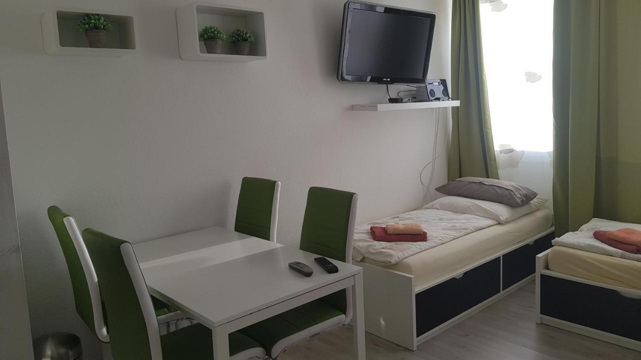 Sonniges Modernes Appartement Hoehenberg Кёльн Экстерьер фото